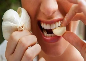 Ăn tỏi có tác dụng gì? – Những lợi ích nổi bật và cách sử dụng tỏi đúng